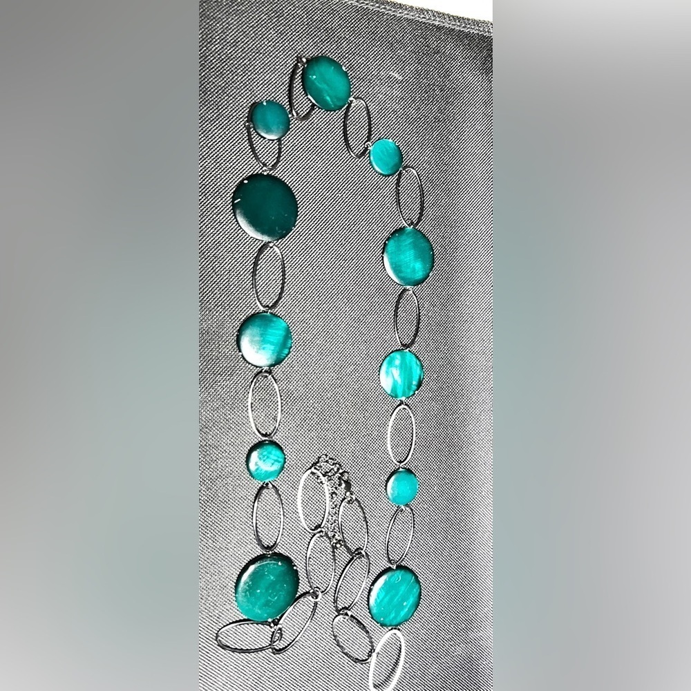 Elegant Teal Necklace